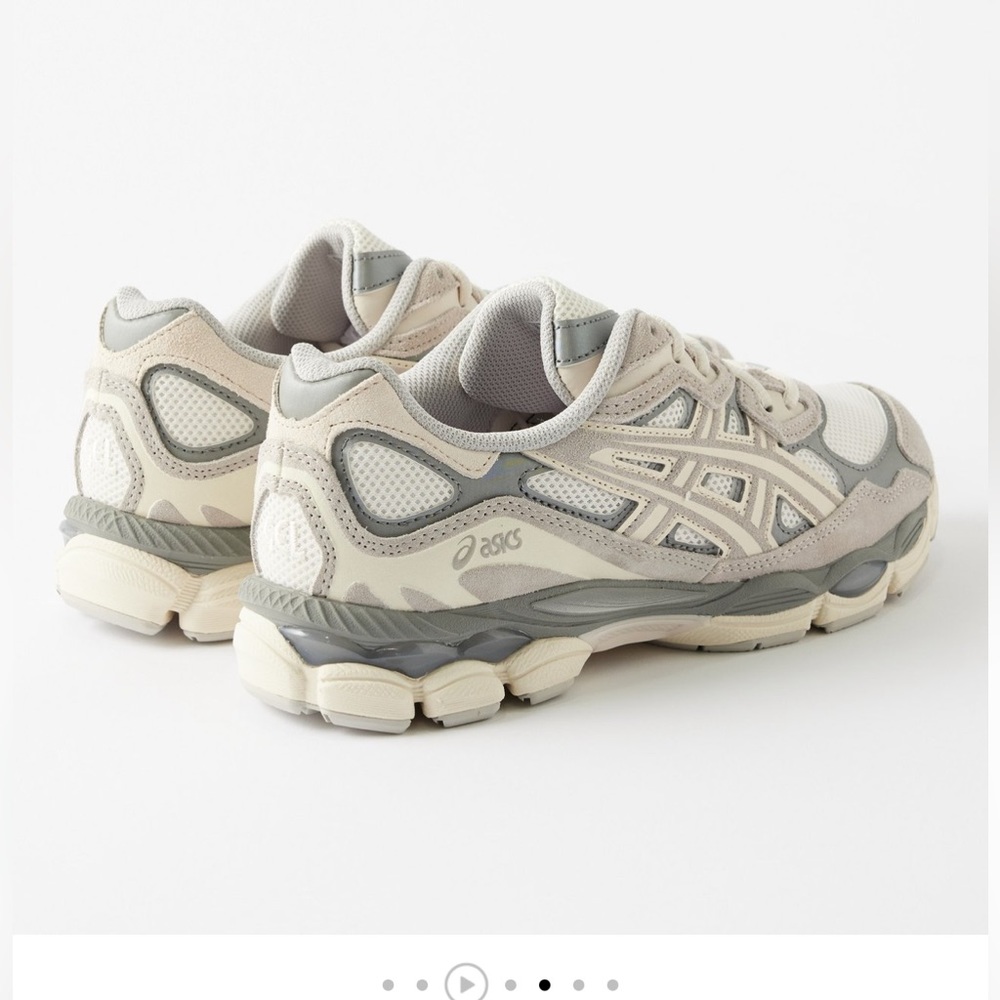 ASICS Gel-NYC sneakers in Cream/Oyster Grey - US Men’s 7/UK 6 - New w Tags & Box